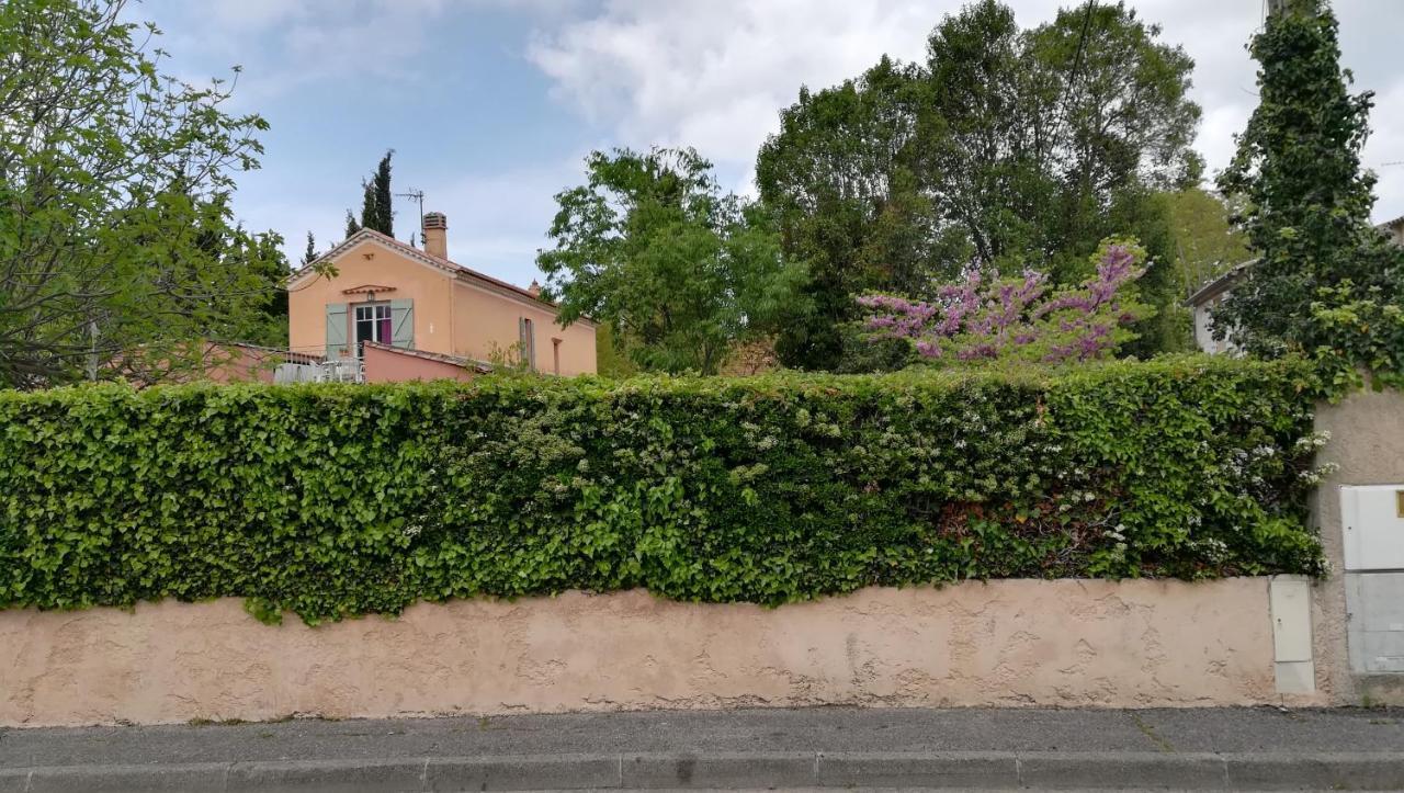Lolifan En Provence Bed & Breakfast Бриньол Екстериор снимка