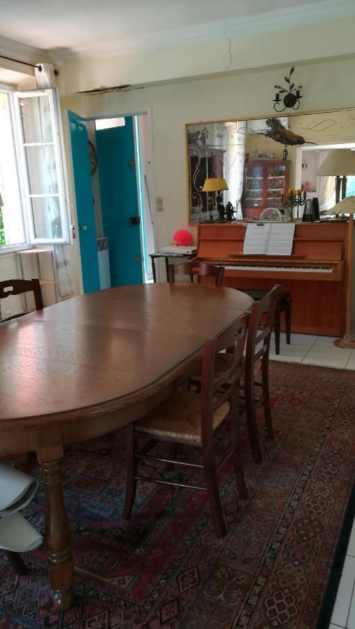 Lolifan En Provence Bed & Breakfast Бриньол Екстериор снимка